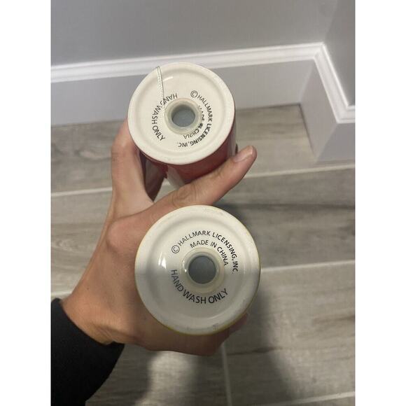 Hallmark Ceramic Restaurant Ketchup and Mustard Salt & Pepper Shakers 6.5" - Picture 4 of 6